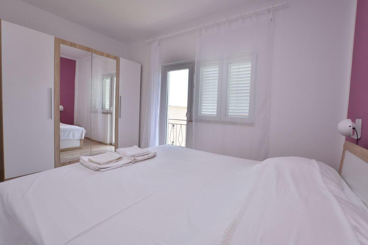 Apartments Jere Proto Primosten Exterior photo