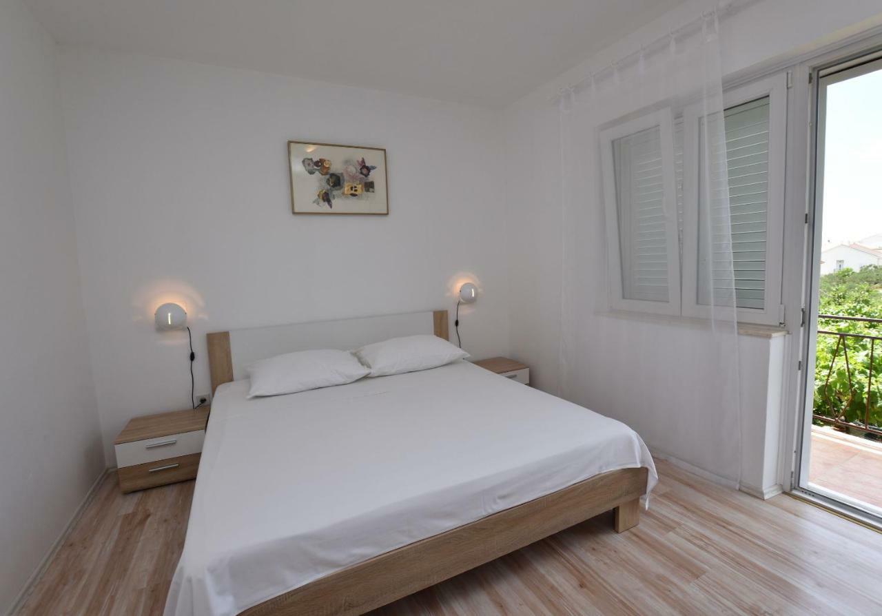 Apartments Jere Proto Primosten Exterior photo