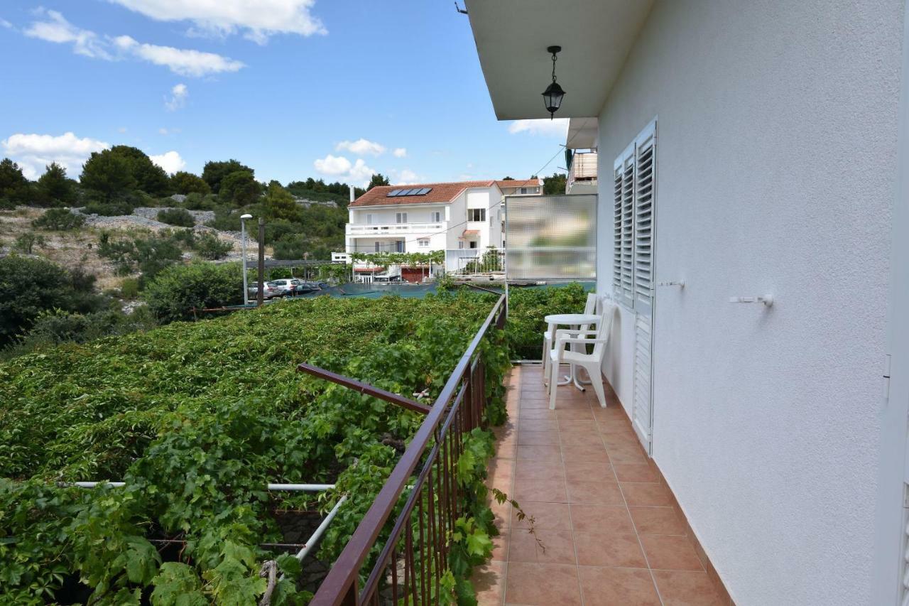 Apartments Jere Proto Primosten Exterior photo